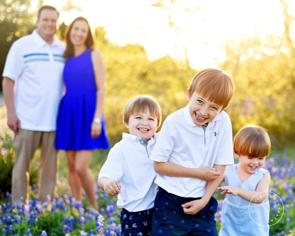 Austin Bluebonnet Photography mini sessions gates